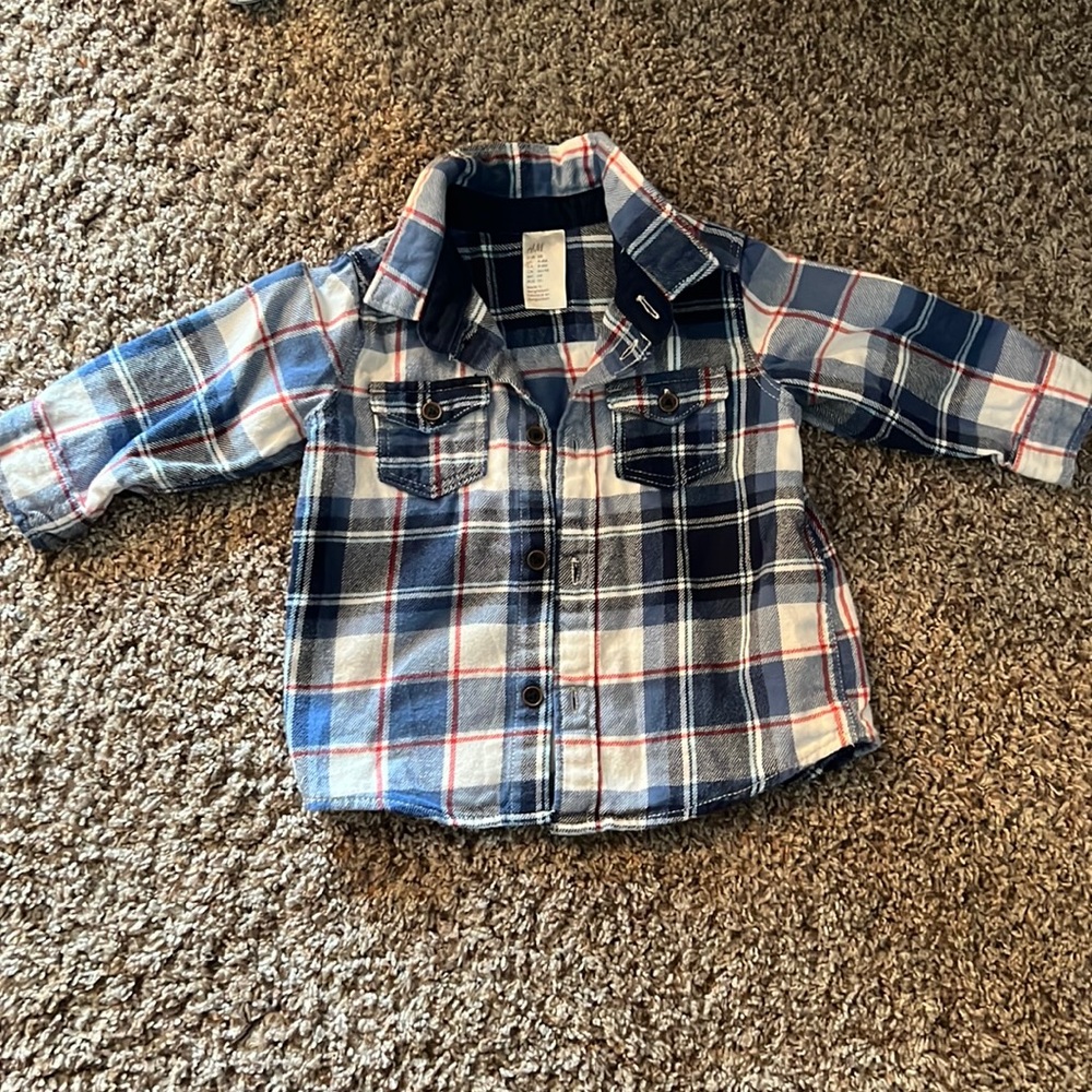 H&M 4-6 month button up
